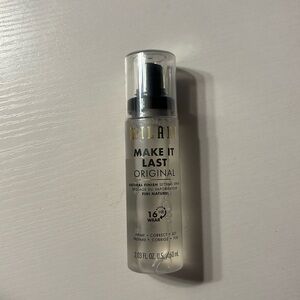 New unopened setting spray